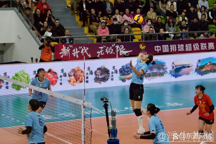 排超联赛揭幕战上演五局激战